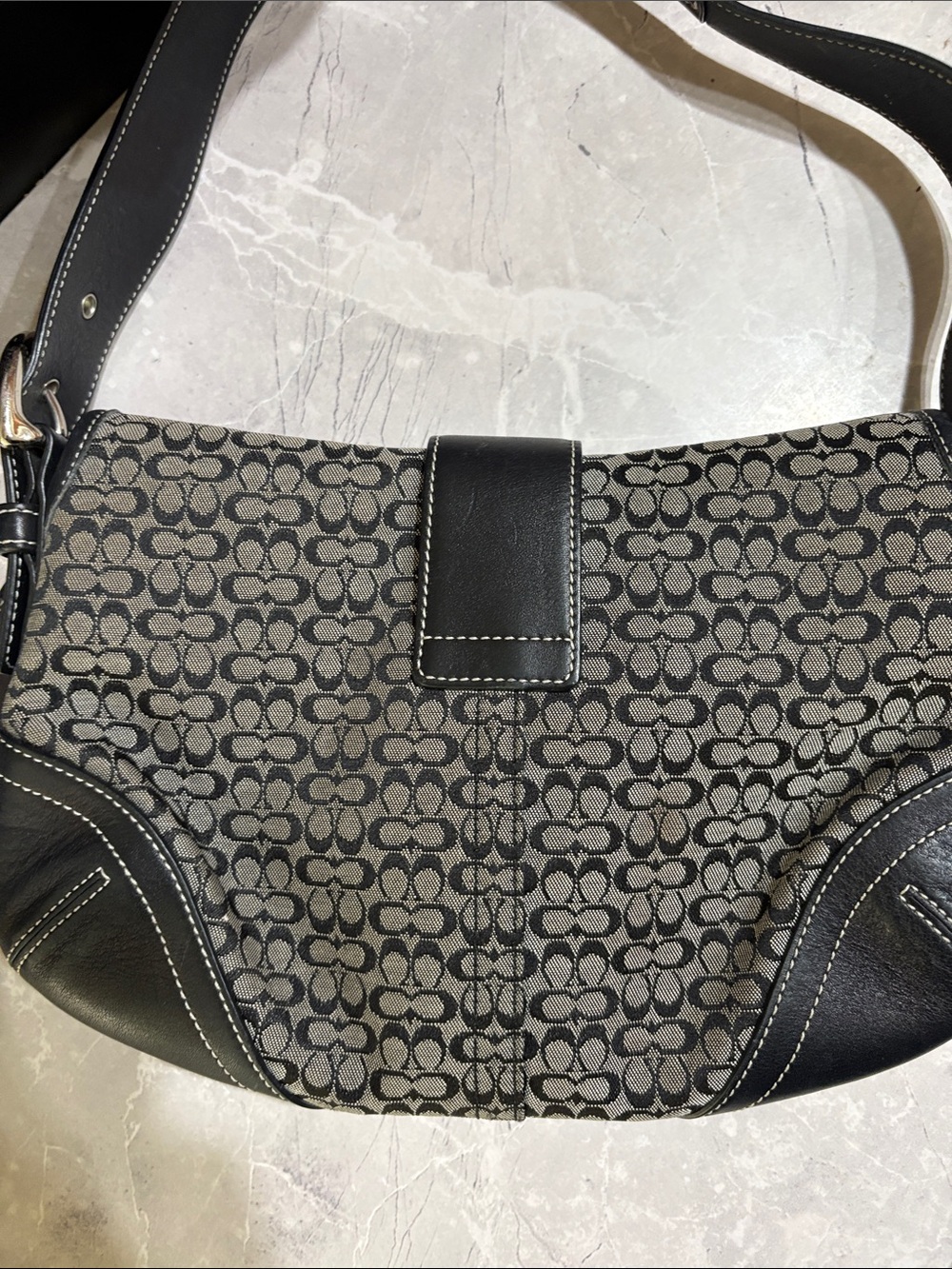 Coach Black and Brown Signature Canvas Shoulder Bag - Picture 4 of 9